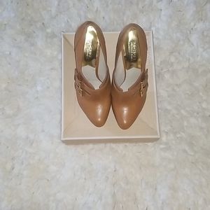 MICHAEL KORS PUMP